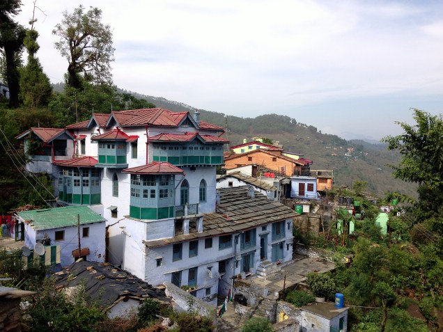 Grand old house that's home to an ashram in Almora, Uttarakhand.